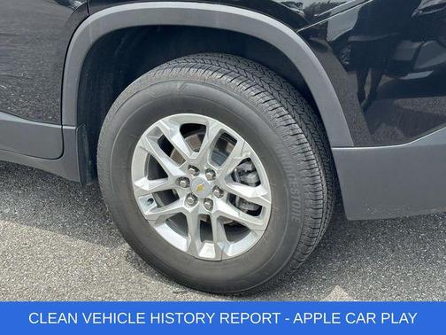 Mosaic Black Metallic 2023 Chevrolet Traverse LS