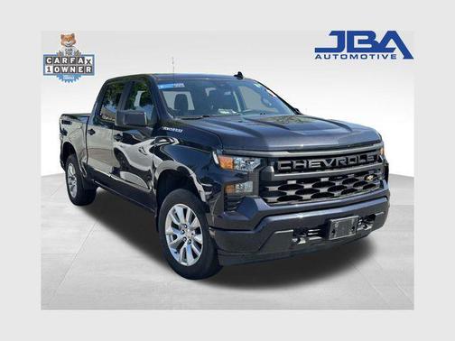 Dark Ash Metallic 2022 Chevrolet Silverado 1500 Custom