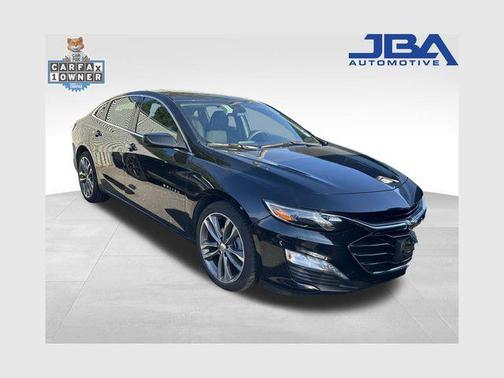 Mosaic Black Metallic 2022 Chevrolet Malibu FWD LT