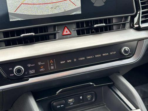 2025 Kia Sportage Hybrid EX