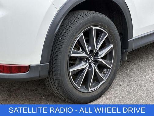 Snowflake White Pearl Mica 2017 Mazda CX-5 Grand Select