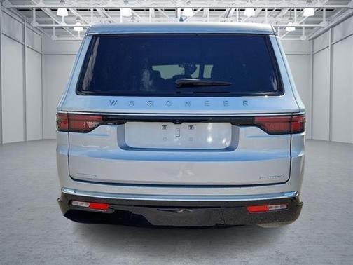 2023 Jeep Wagoneer L Series III 4x4