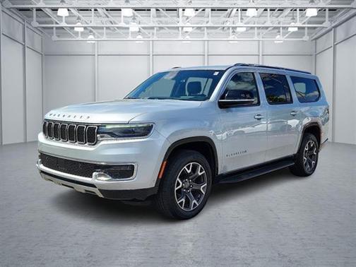 2023 Jeep Wagoneer L Series III 4x4