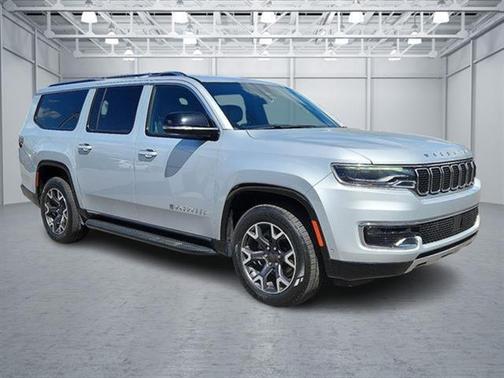 2023 Jeep Wagoneer L Series III 4x4