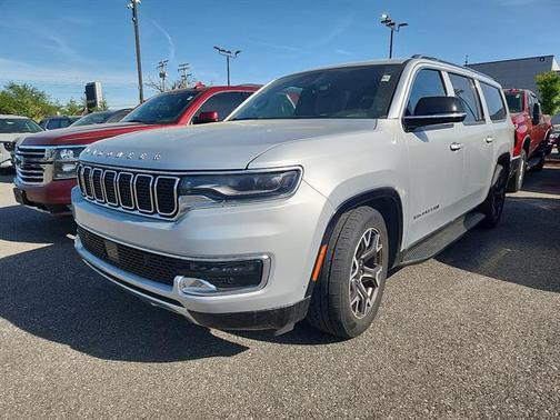 2023 Jeep Wagoneer L Series III 4x4
