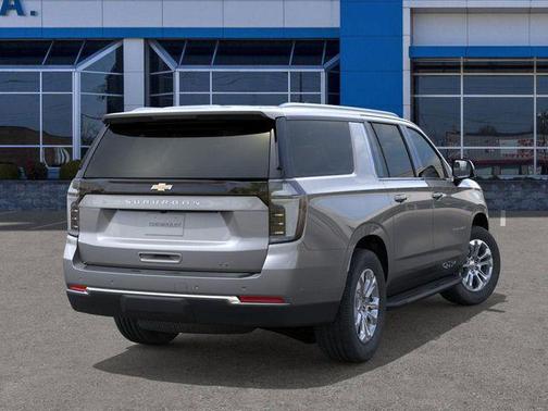 2025 Chevrolet Suburban LT