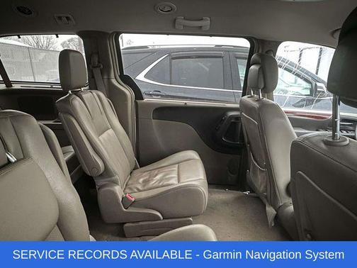 2014 Chrysler Town & Country Touring-L