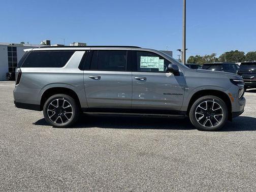 2025 Chevrolet Suburban RST