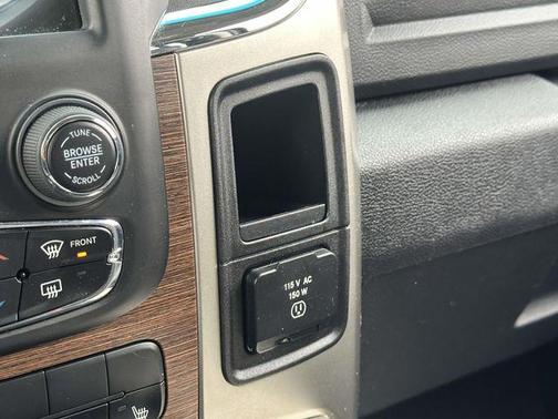 2013 RAM 1500 Laramie
