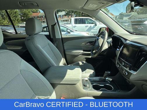 Cajun Red Tintcoat 2019 Chevrolet Traverse LT Cloth