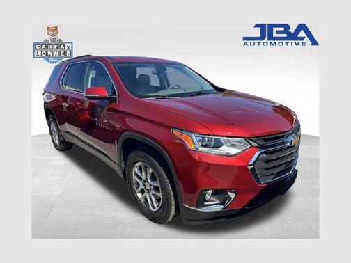 Cajun Red Tintcoat 2019 Chevrolet Traverse LT Cloth