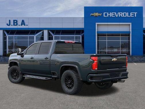 Cypress Gray 2026 Chevrolet Silverado 2500 Crew Cab, Standard Bed, XR2, 4WD