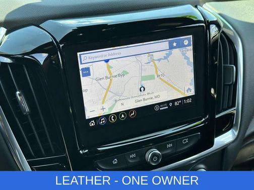 Mosaic Black Metallic 2022 Chevrolet Traverse RS