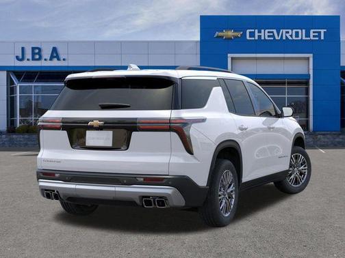 Summit White 2026 Chevrolet Traverse LT