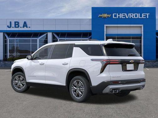 Summit White 2026 Chevrolet Traverse LT