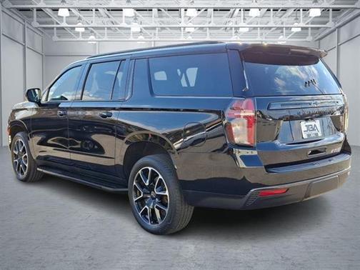 2021 Chevrolet Suburban RST