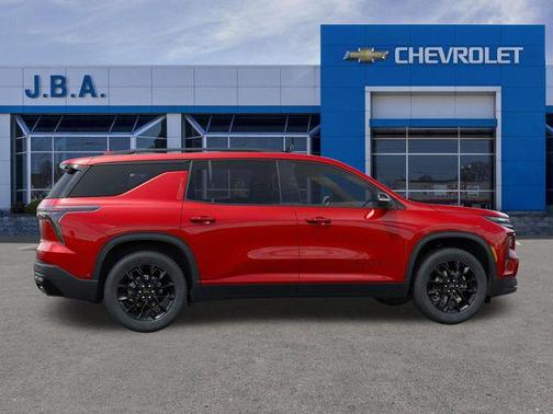 Radiant Red Tintcoat 2026 Chevrolet Traverse LT