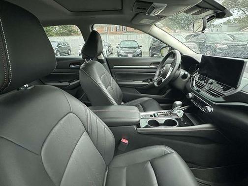 2024 Nissan Altima SR VC-Turbo FWD