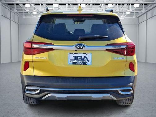 Starbright Yellow 2021 Kia Seltos SX Turbo