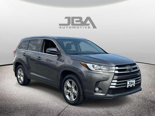 2017 Toyota Highlander Limited