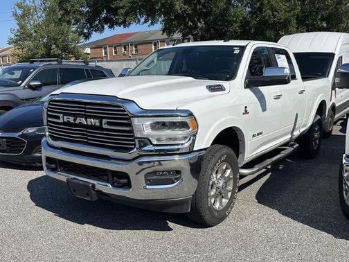 2022 RAM 2500 Laramie Crew Cab 4x4 6'4' Box