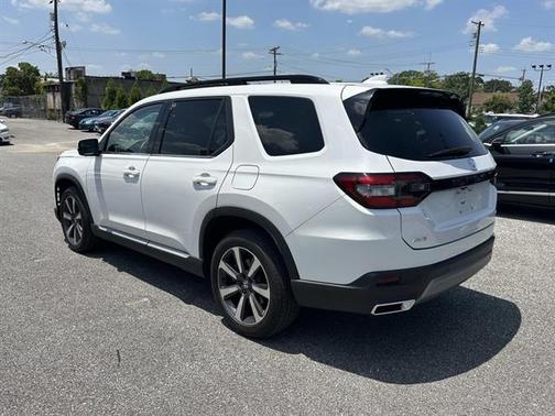 2023 Honda Pilot AWD Elite