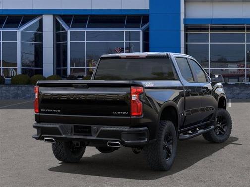 2025 Chevrolet Silverado 1500 Custom Trail Boss