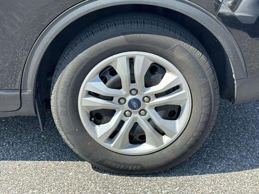 Agate Black Metallic 2021 Ford Escape S