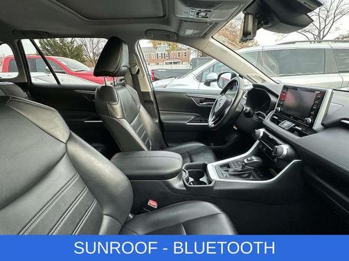 2019 Toyota RAV4 XLE Premium