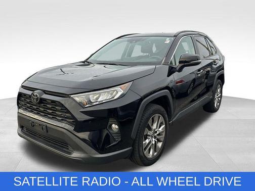 2019 Toyota RAV4 XLE Premium