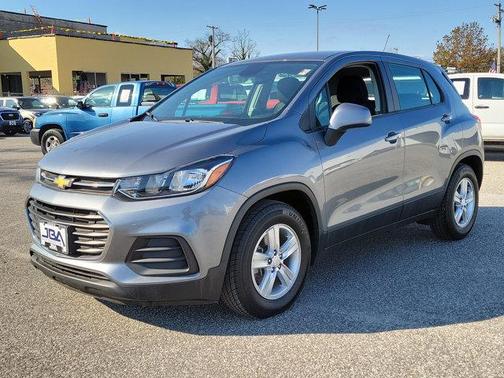 Satin Steel Metallic 2020 Chevrolet Trax LS