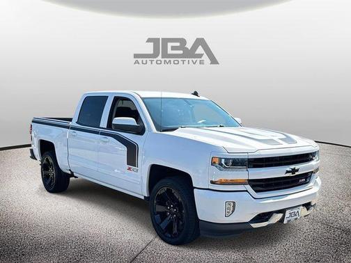 2017 Chevrolet Silverado 1500 2LT