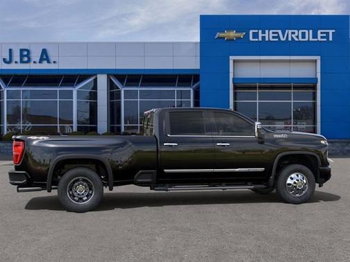 2025 Chevrolet Silverado 3500 High Country