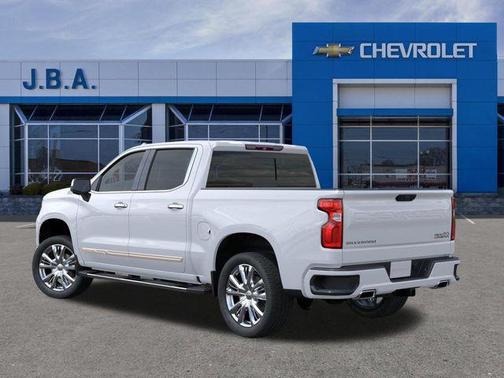 Polar White Tricoat 2026 Chevrolet Silverado 1500 High Country