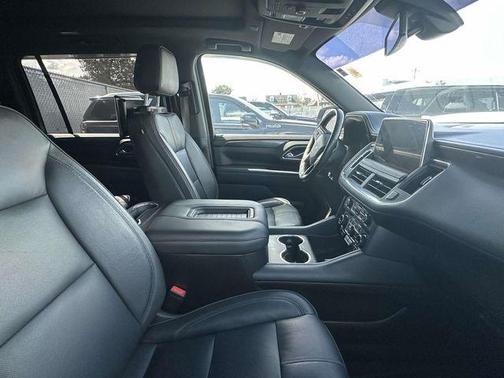 2021 Chevrolet Suburban RST