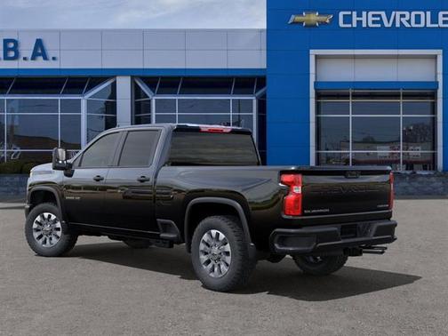 2025 Chevrolet Silverado 2500 Custom