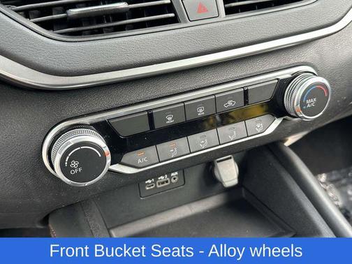 2021 Nissan Altima SR FWD