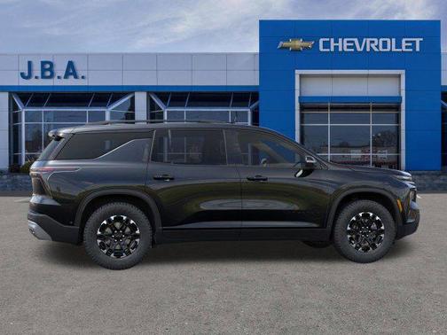 Mosaic Black Metallic 2027 Chevrolet Traverse AWD Z71