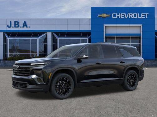 Mosaic Black Metallic 2026 Chevrolet Traverse LT