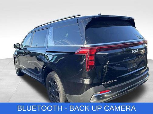 2025 Kia Carnival SX