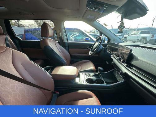 2025 Kia Carnival SX