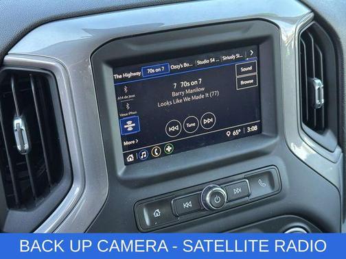 Dark Ash Metallic 2022 Chevrolet Silverado 1500 Custom