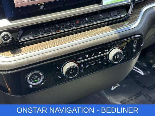 Dark Ash Metallic 2022 Chevrolet Silverado 1500 RST