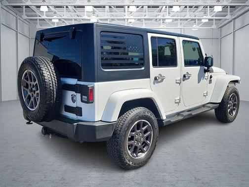2012 Jeep Wrangler Unlimited Sahara