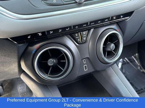 Silver Ice Metallic 2020 Chevrolet Blazer 2LT