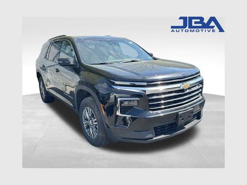 Mosaic Black Metallic 2025 Chevrolet Traverse LT