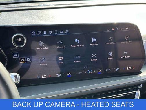 Mosaic Black Metallic 2025 Chevrolet Traverse LT