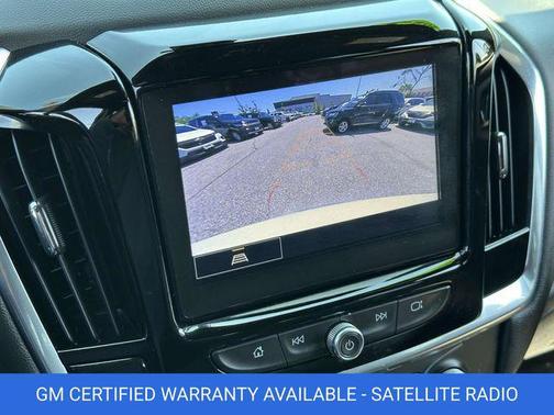 Summit White 2023 Chevrolet Traverse LT Cloth