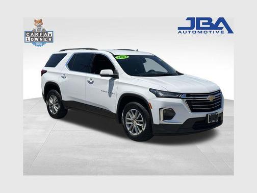 Summit White 2023 Chevrolet Traverse LT Cloth