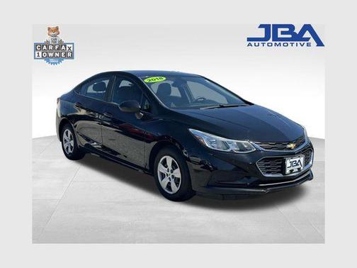 Mosaic Black Metallic 2018 Chevrolet Cruze LS
